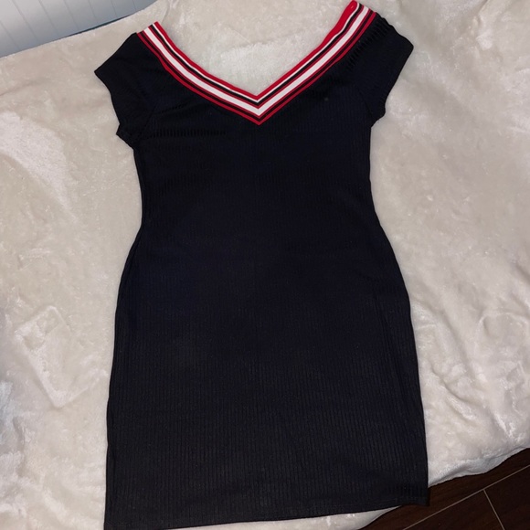 UO Wide Neck dress - Picture 4 of 10